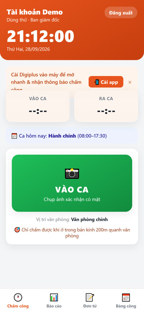 Màn hình chấm công trên điện thoại